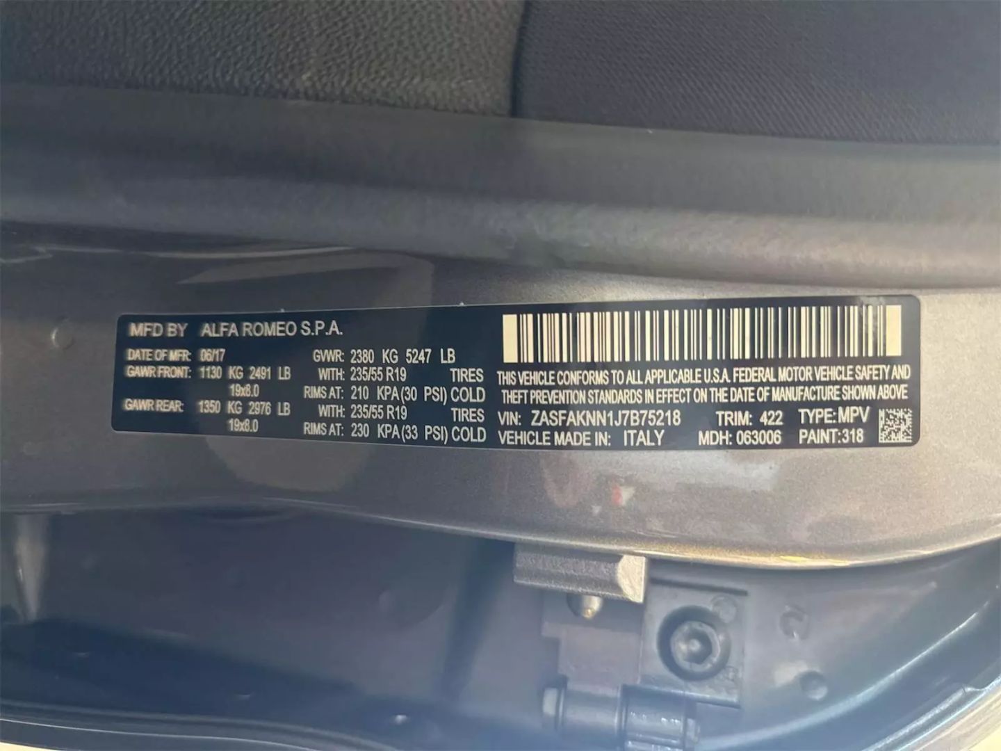 2018 Alfa Romeo Stelvio - Image 11