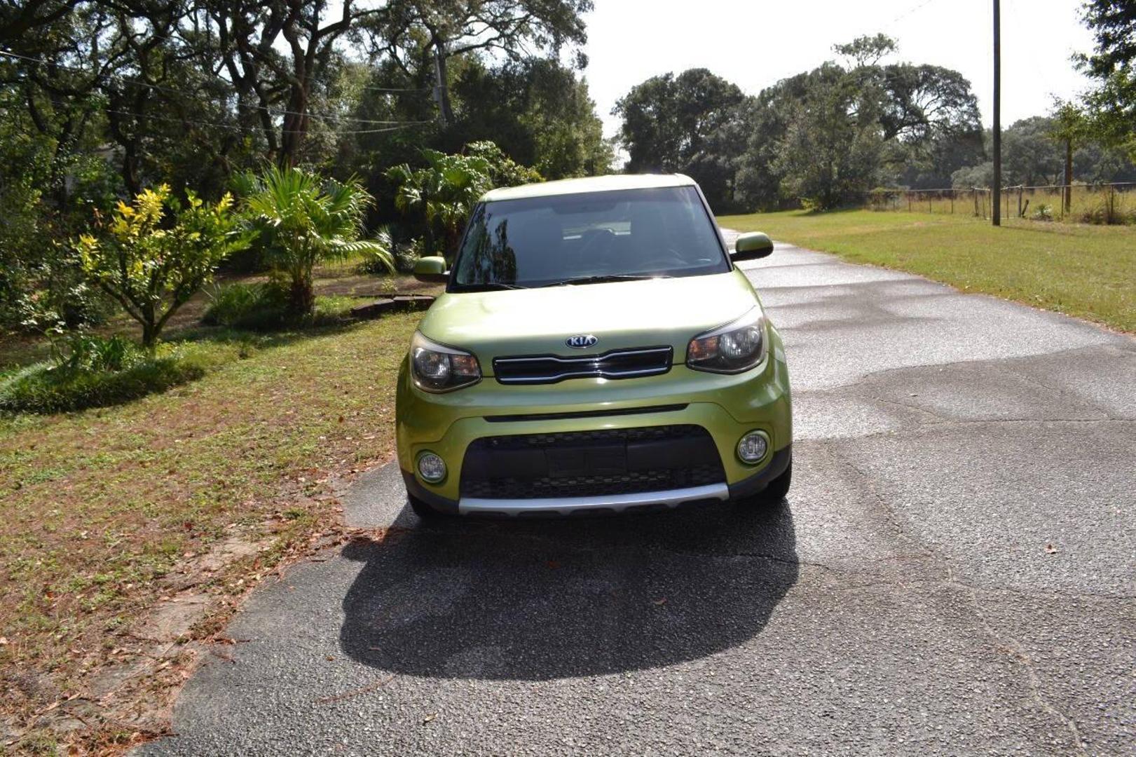 2017 Kia Soul + photo 3