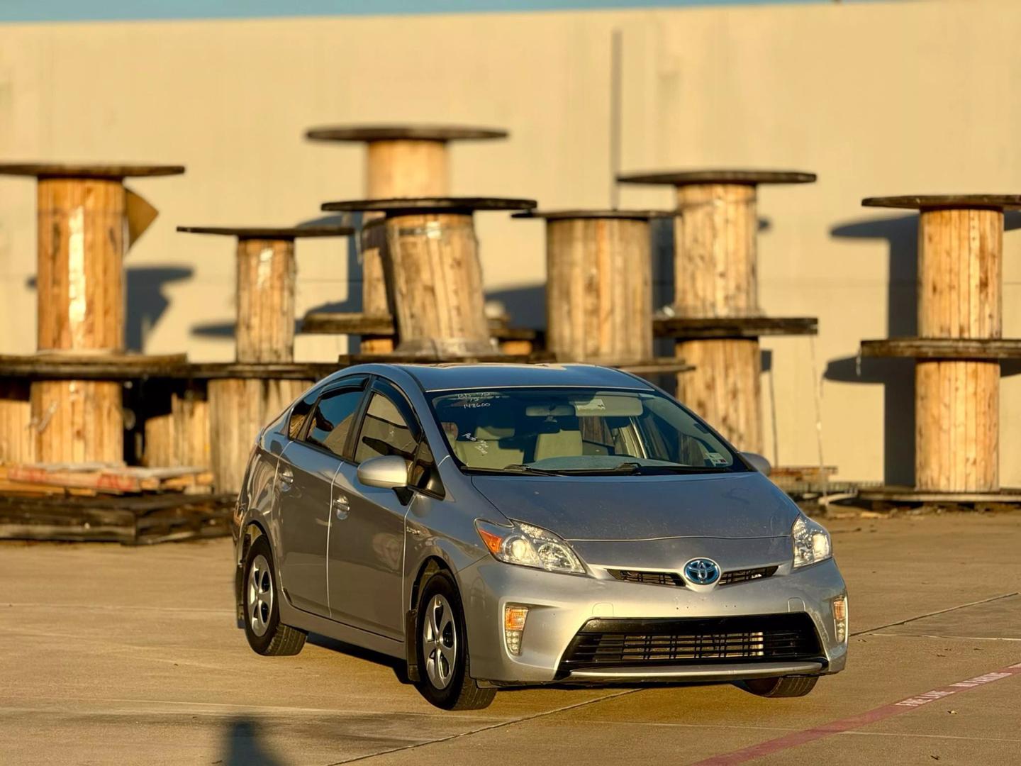 2012 Toyota Prius One photo 3