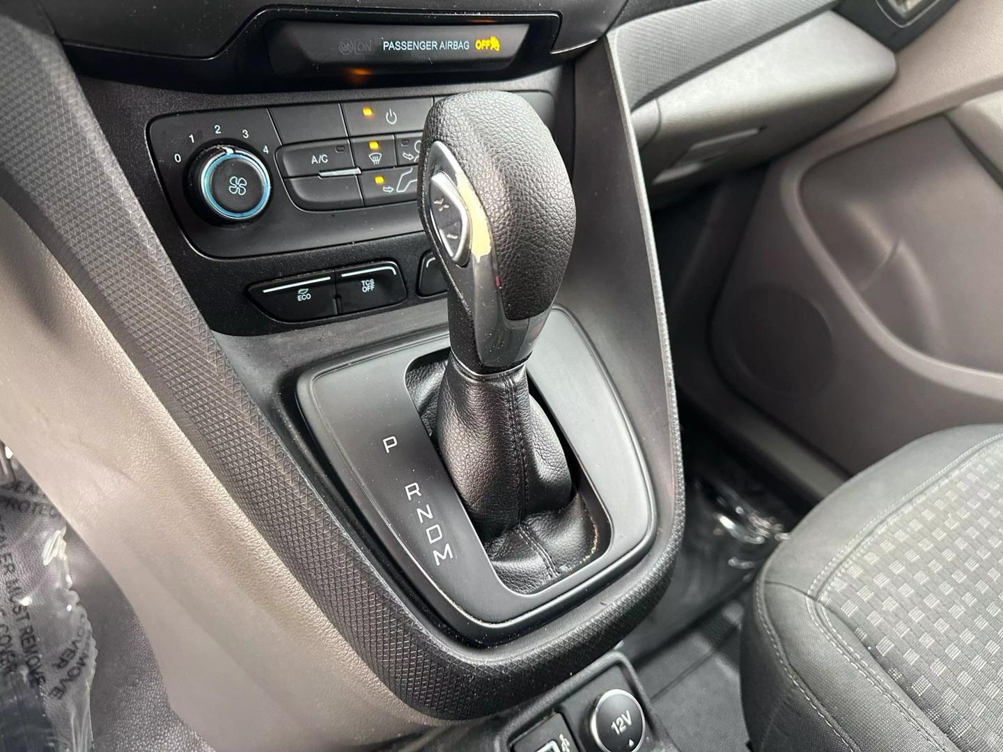 2019 Ford Transit Connect XLT photo 49