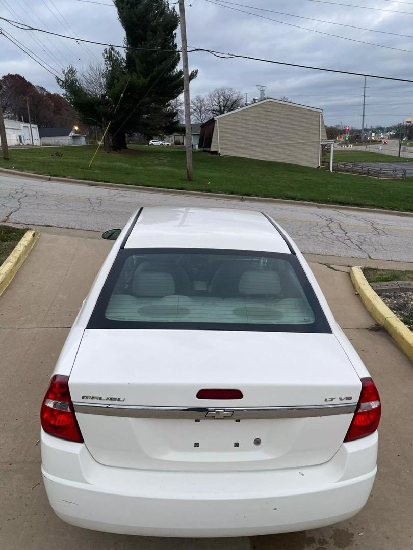 2008 Chevrolet Malibu Classic LT photo 11