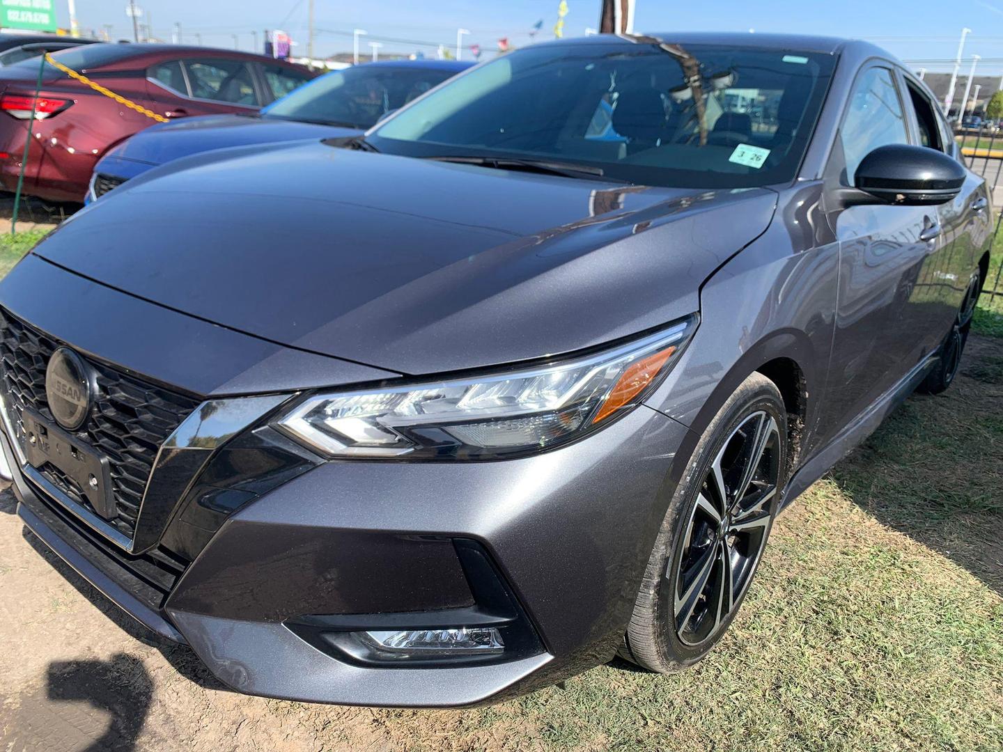 2021 Nissan Sentra SR photo 16