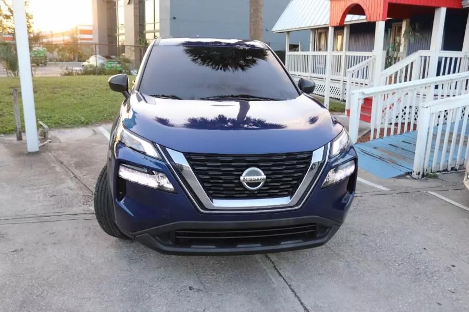 2021 Nissan Rogue S photo 3