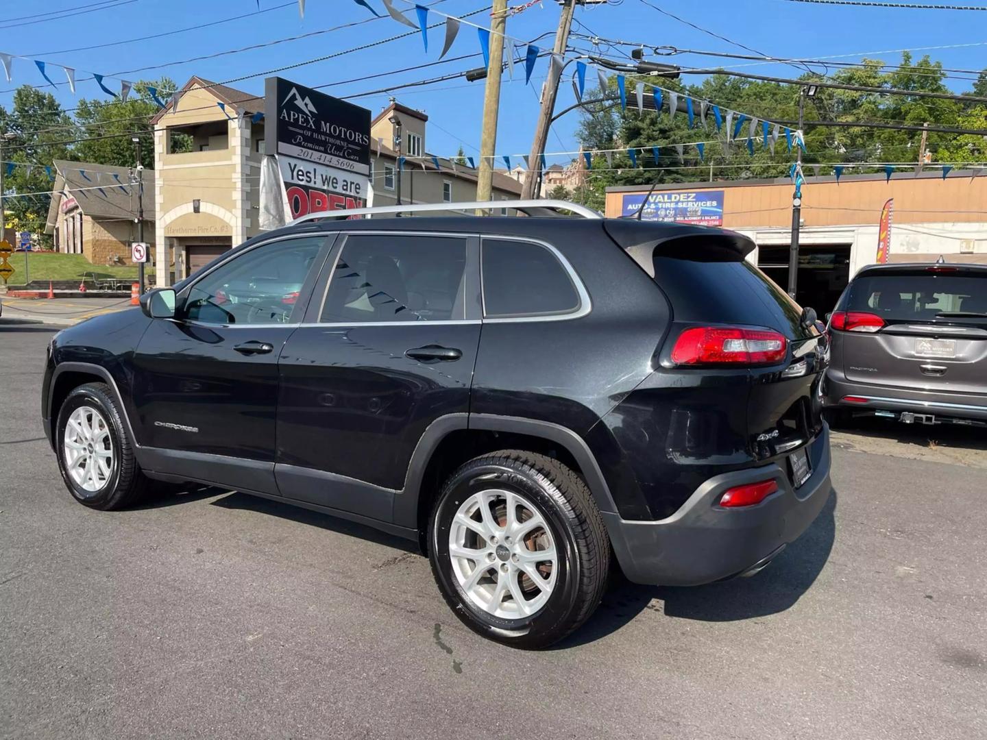 2015 Jeep Cherokee Latitude photo 9