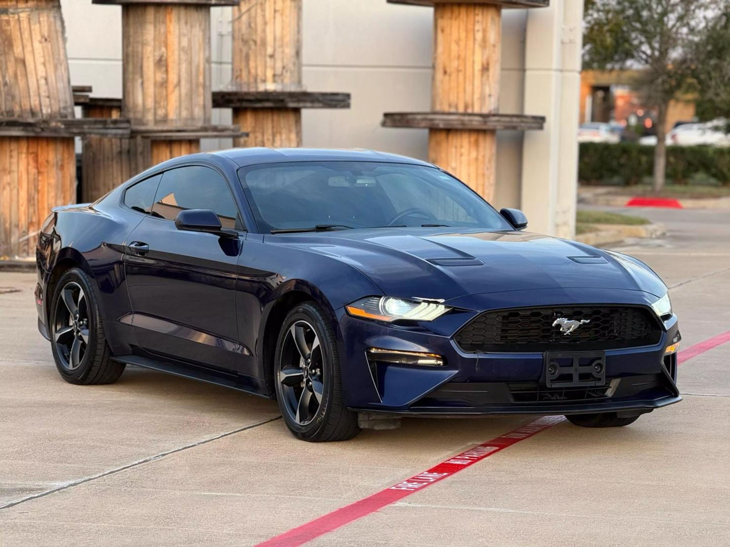 2018 Ford Mustang EcoBoost photo 6