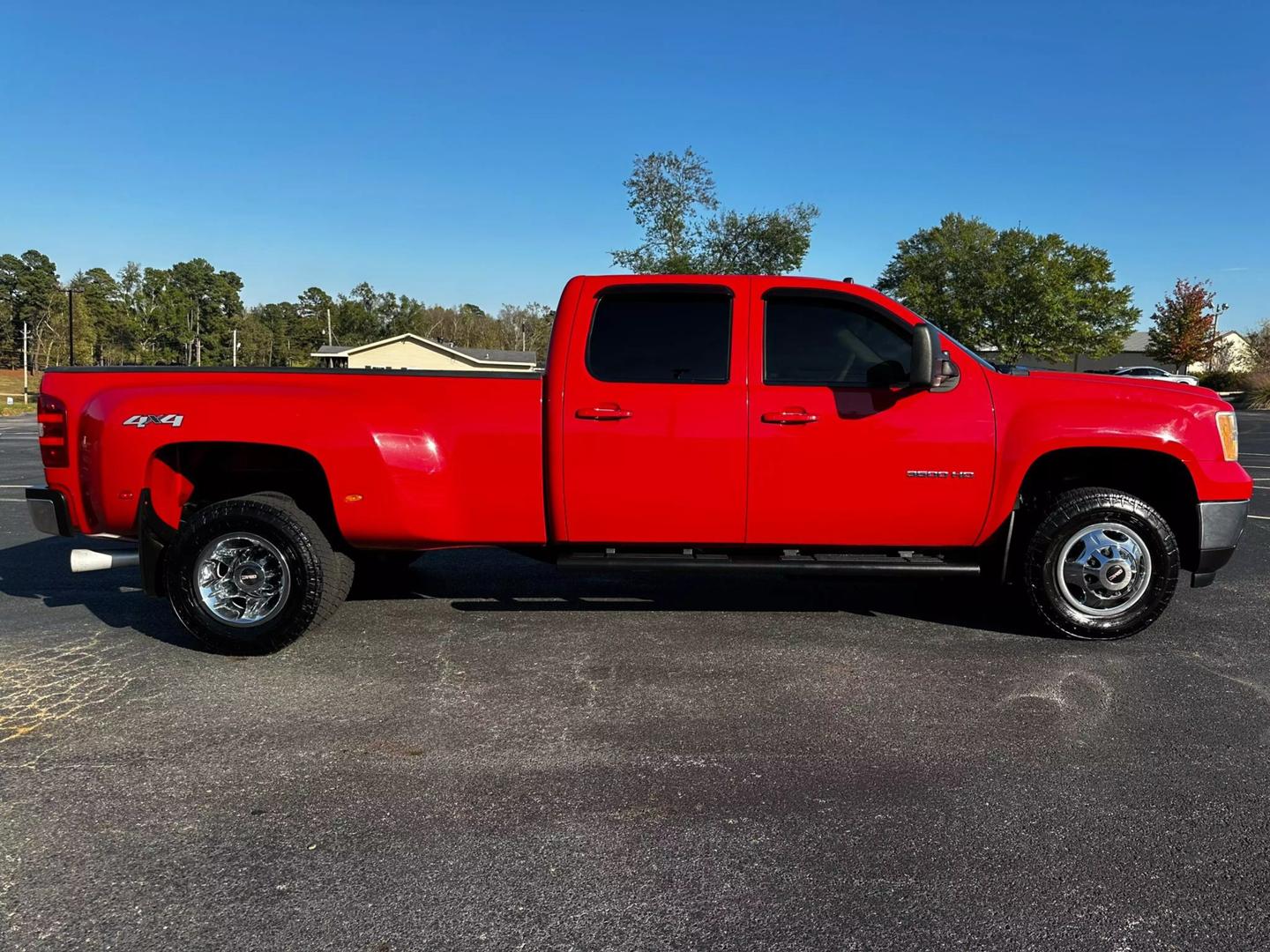 2012 GMC Sierra 3500 SLT photo 4