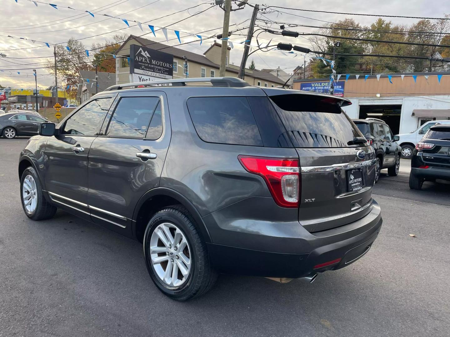 2015 Ford Explorer XLT photo 11