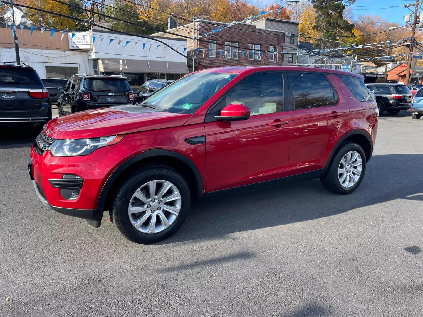 2016 Land Rover Discovery Sport SE photo 6