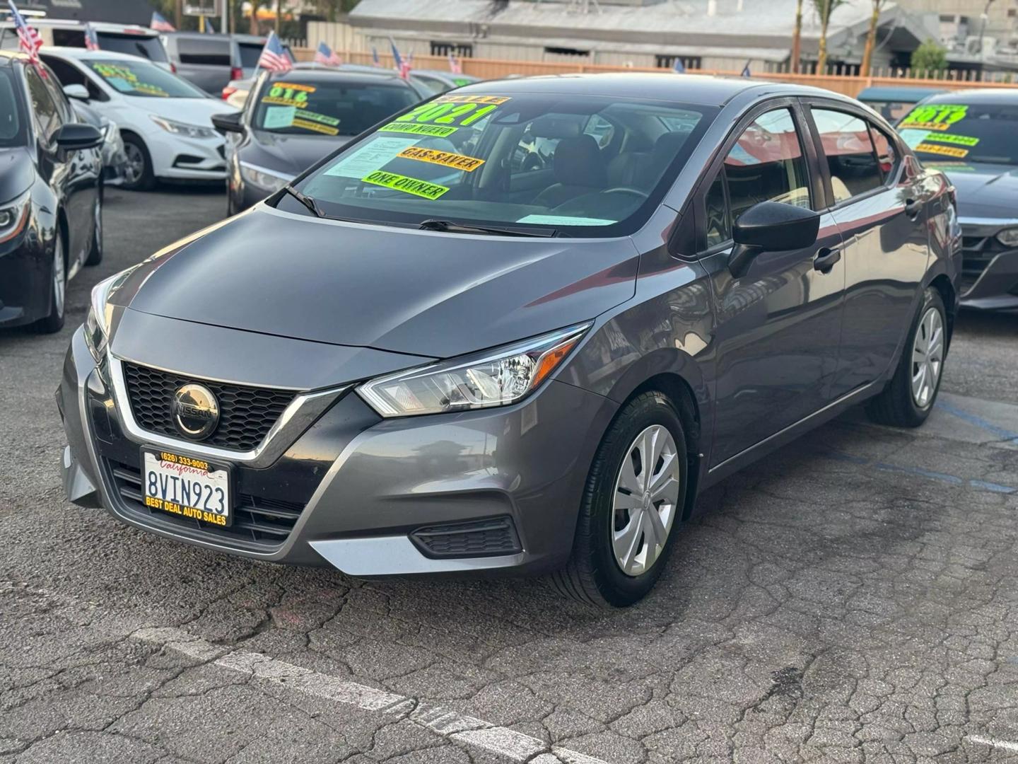 2021 Nissan Versa Sedan S photo 3