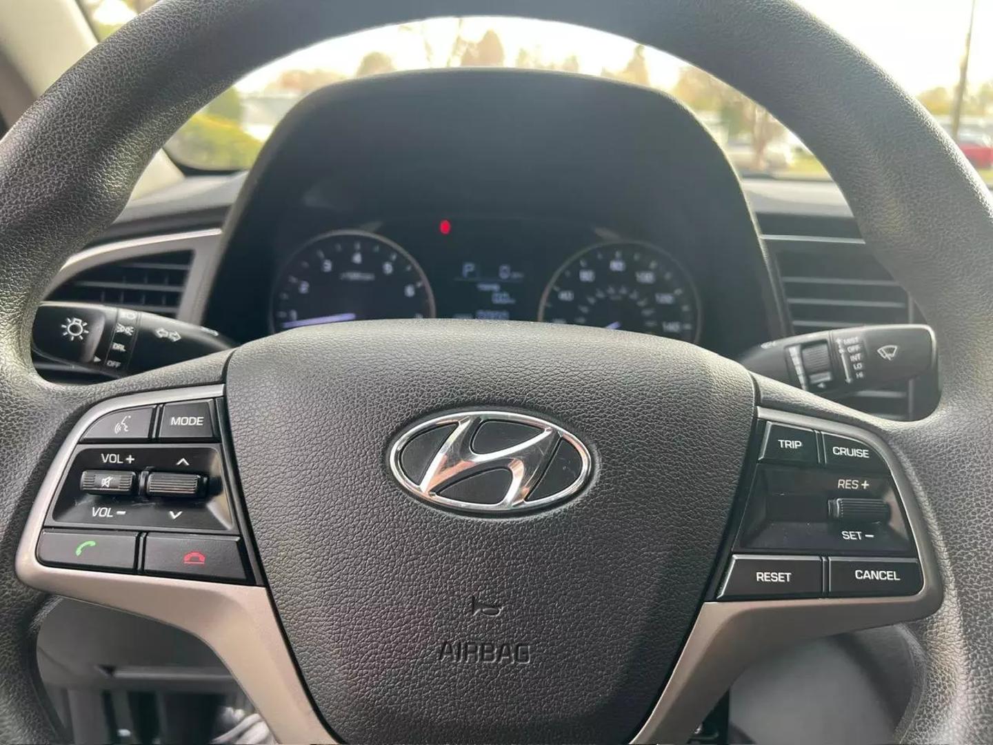 2018 Hyundai Elantra SE photo 14