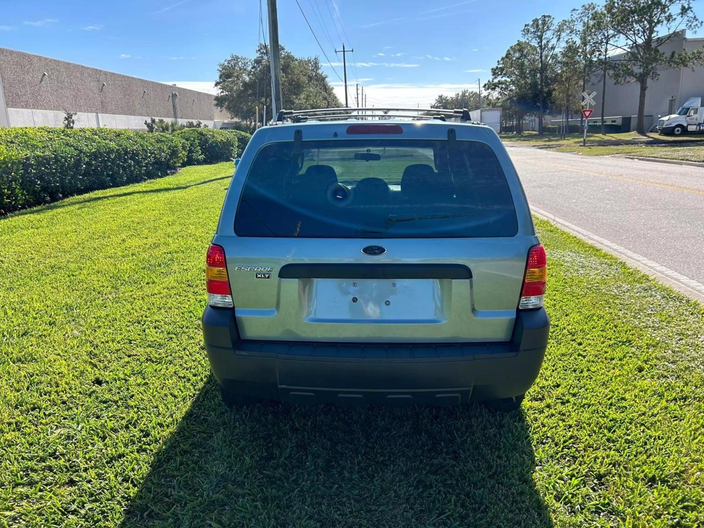 2006 Ford Escape XLS photo 4