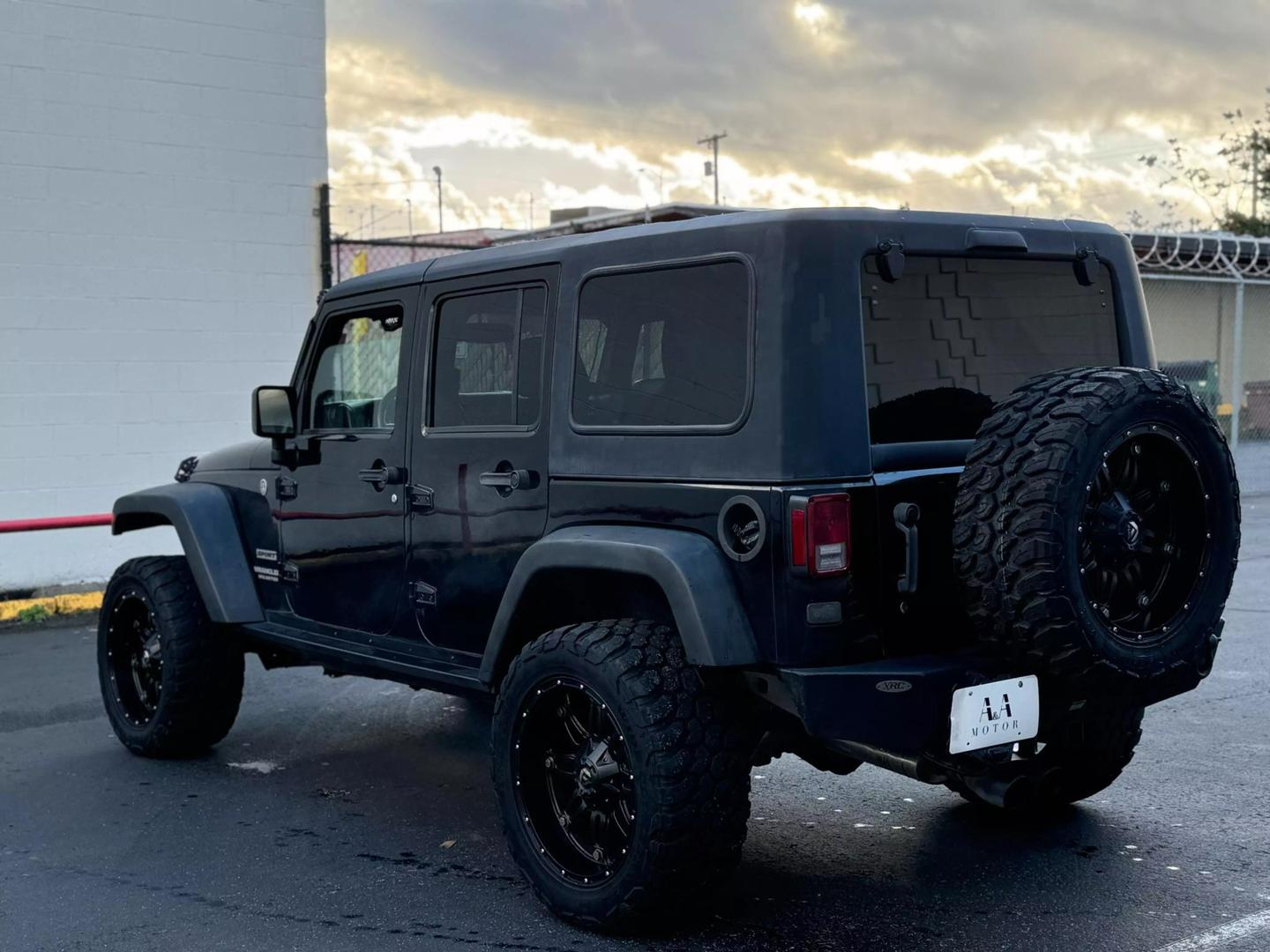 2013 Jeep Wrangler Unlimited Sport photo 7