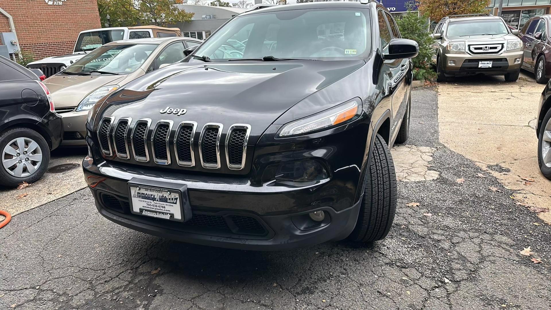 2015 Jeep Cherokee Latitude photo 3