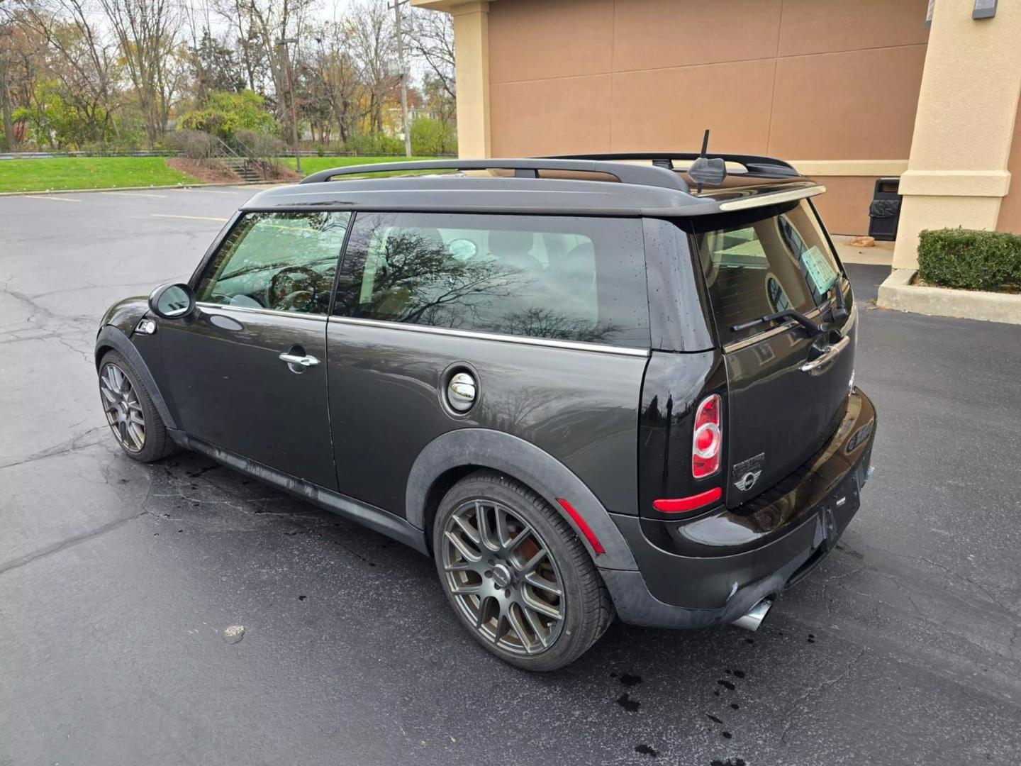 2011 MINI Cooper S photo 16