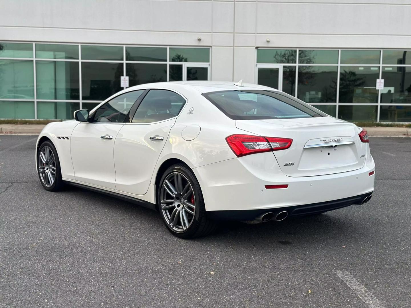 2017 Maserati Ghibli S photo 8