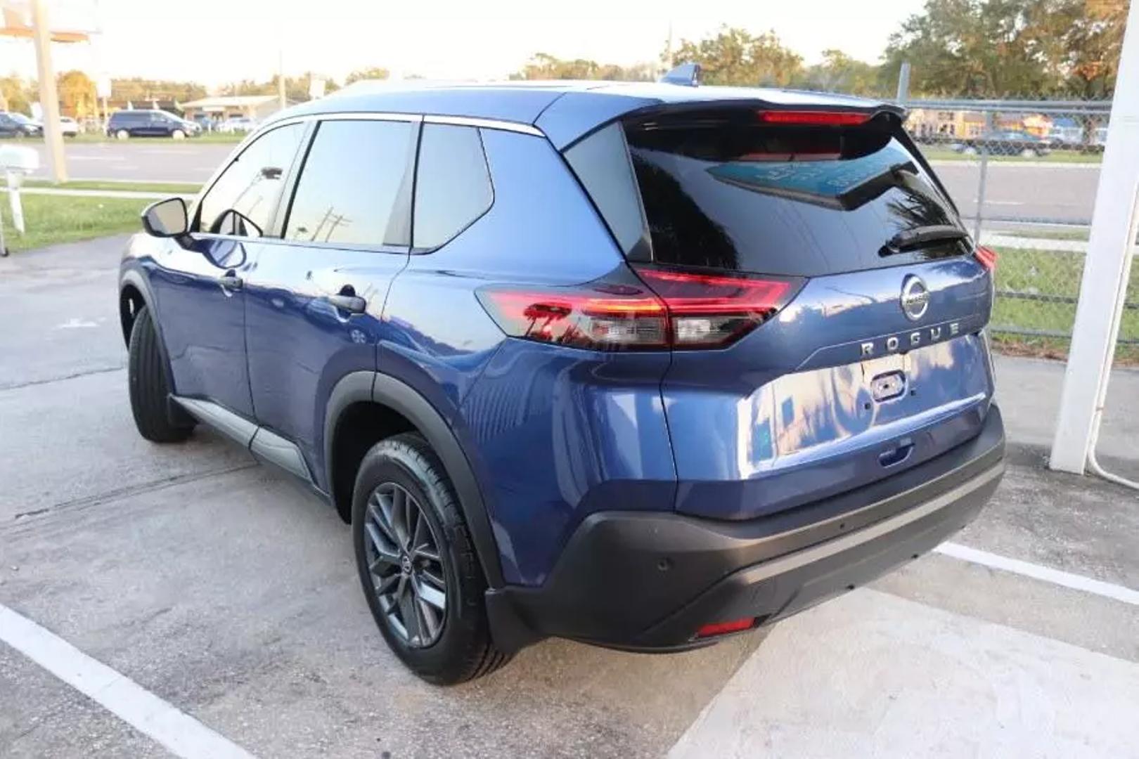 2021 Nissan Rogue S photo 5