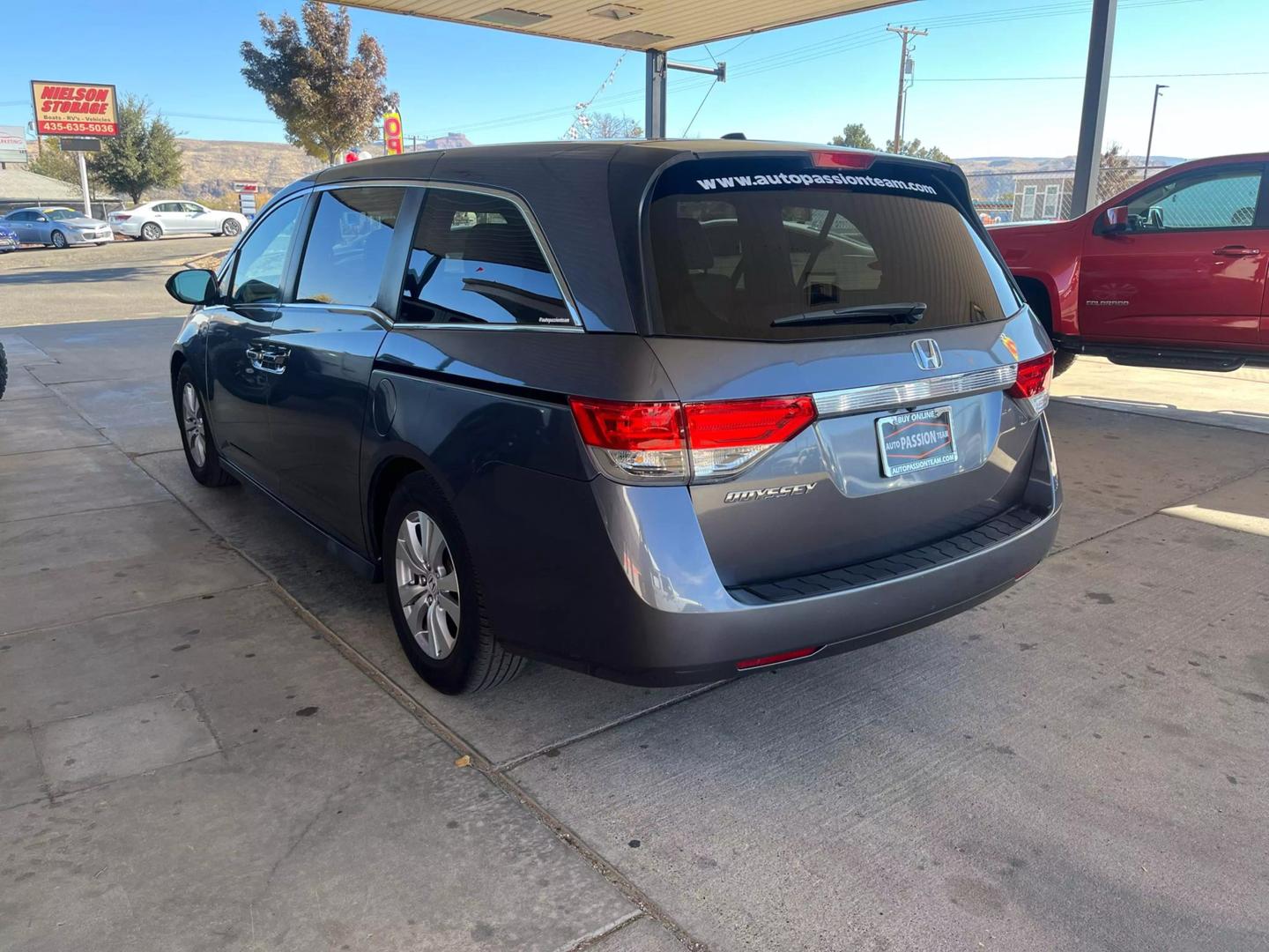 2016 Honda Odyssey EX-L photo 3