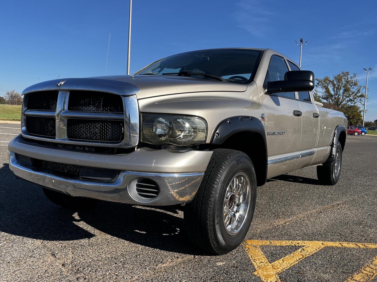 2004 Dodge Ram 2500 Pickup ST photo 11