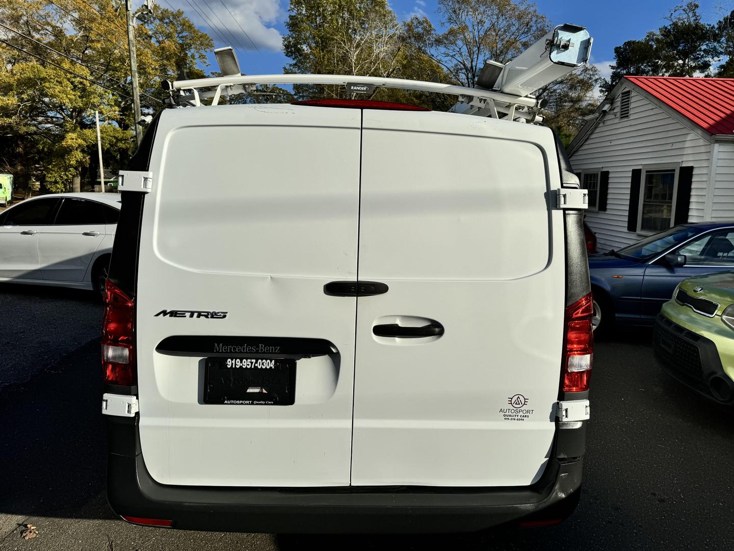 2019 Mercedes-Benz Metris Cargo Van Base photo 6