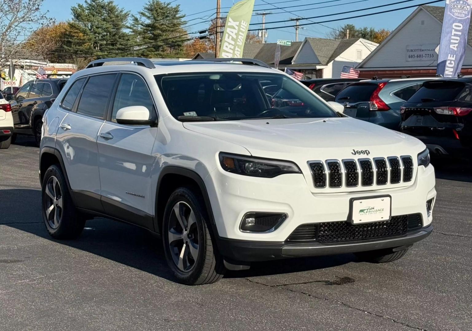 2020 Jeep Cherokee Limited photo 2