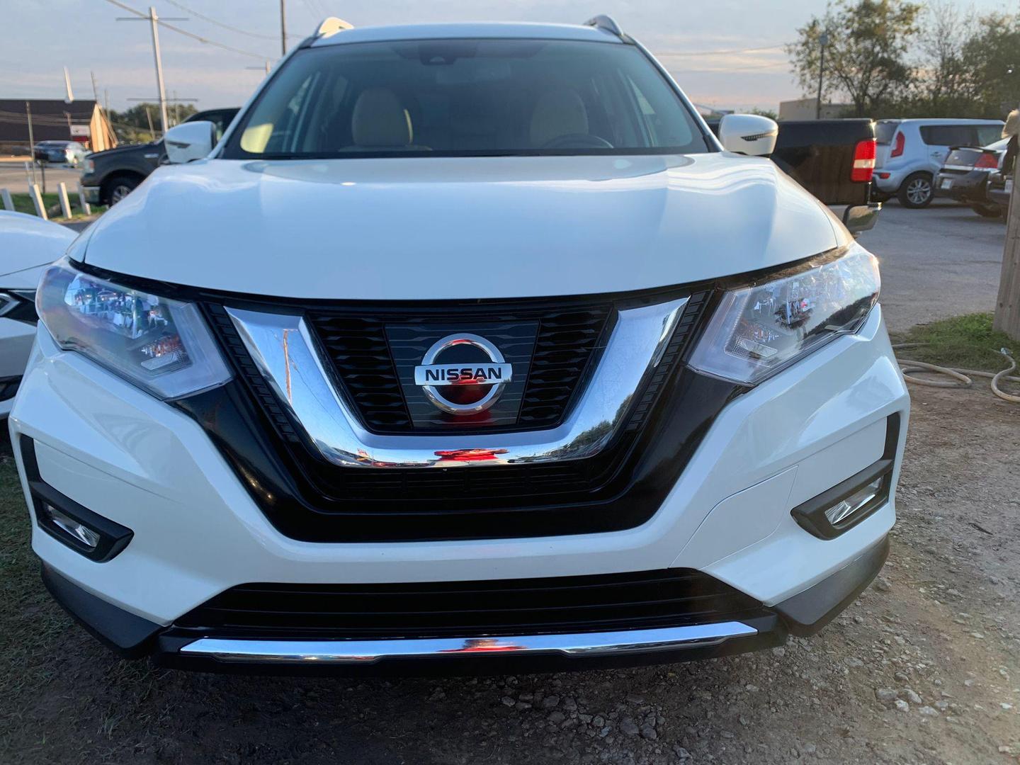 2020 Nissan Rogue SL photo 6