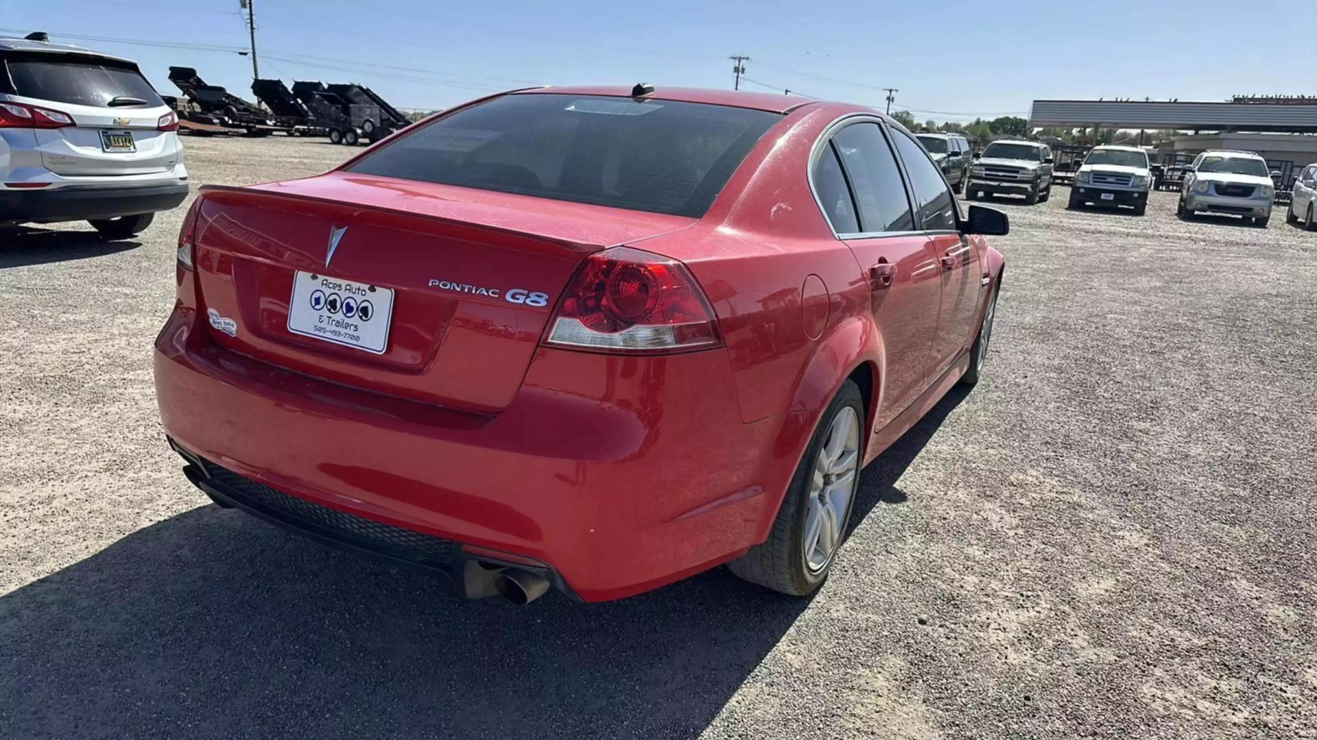 2009 Pontiac G8 Base photo 3