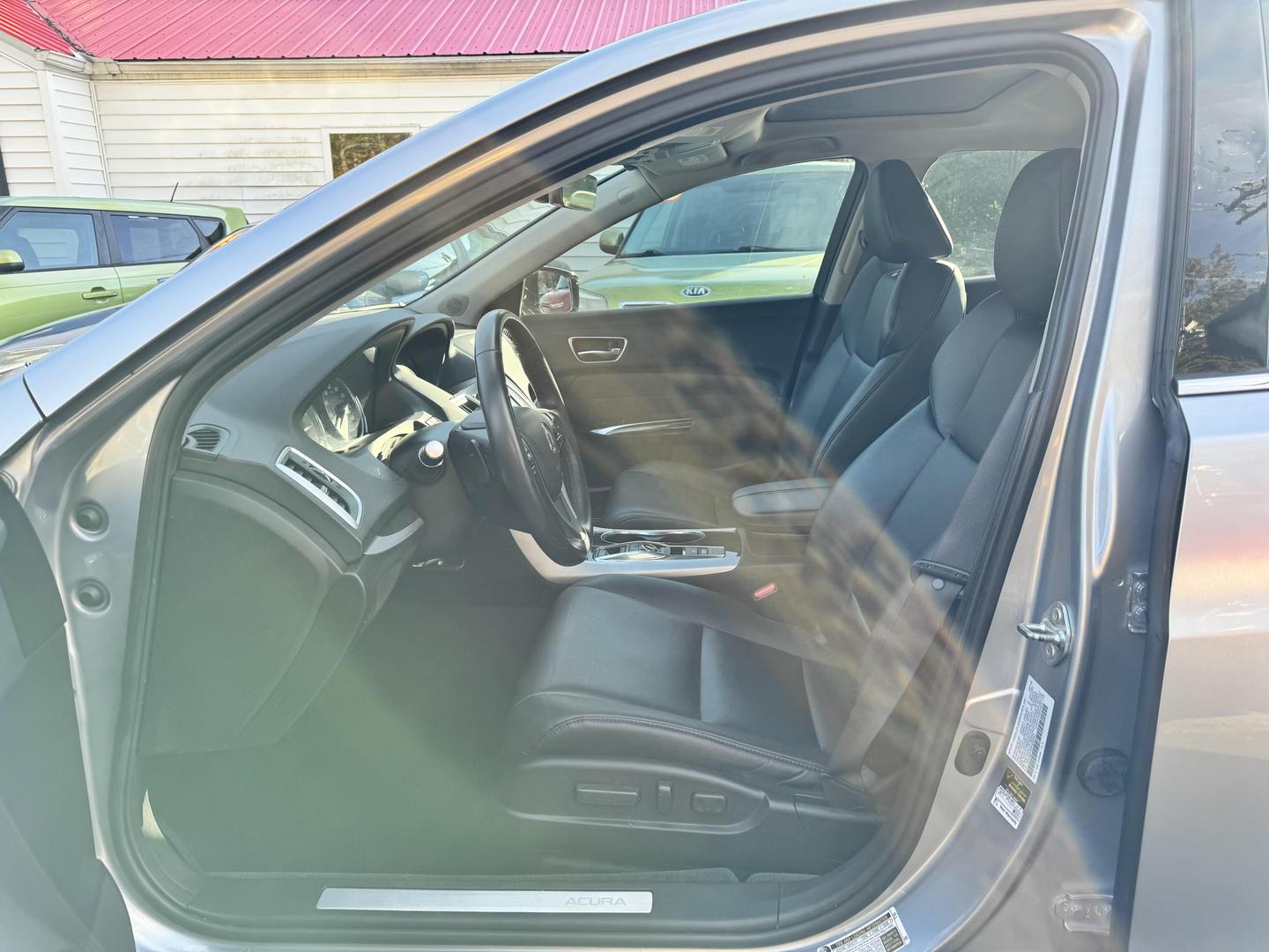 2019 Acura TLX Base photo 6