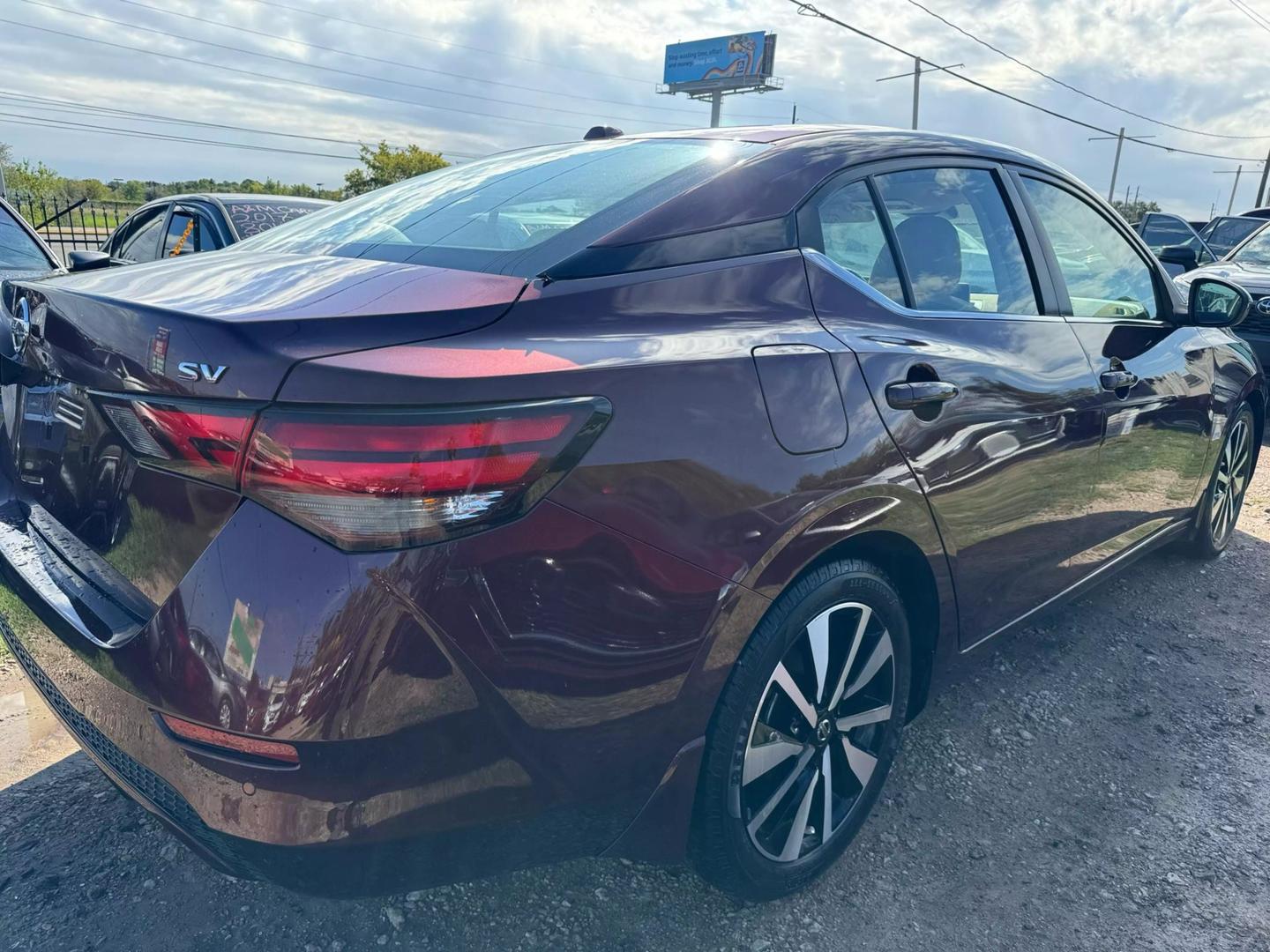 2021 Nissan Sentra SV photo 8