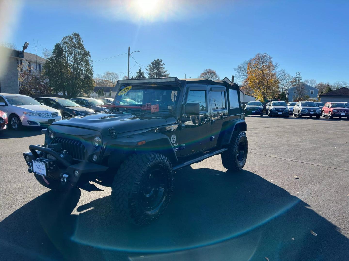 2016 Jeep Wrangler Unlimited Sport S photo 2