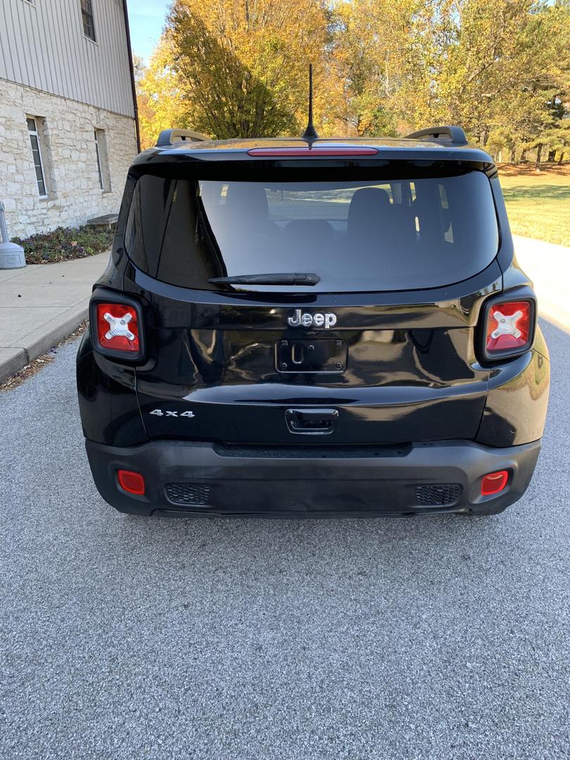 2021 Jeep Renegade Latitude photo 5