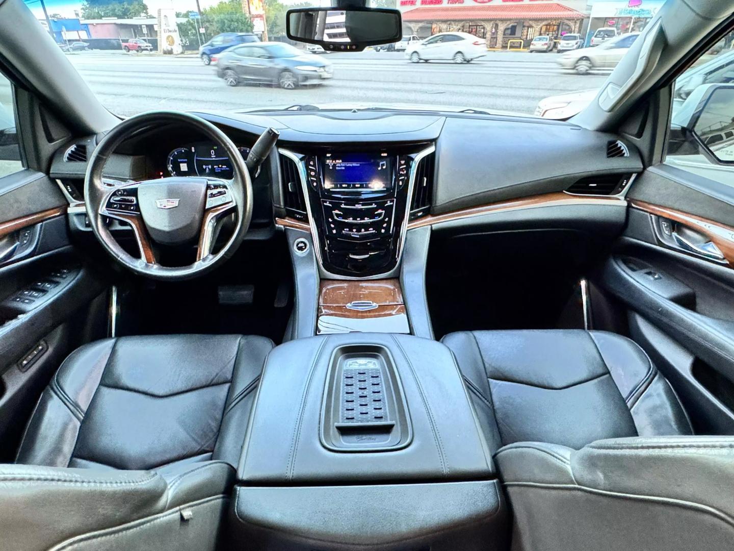 2016 Cadillac Escalade Base photo 8