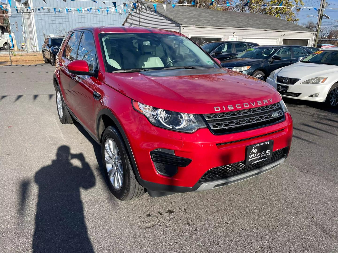 2016 Land Rover Discovery Sport SE photo 3