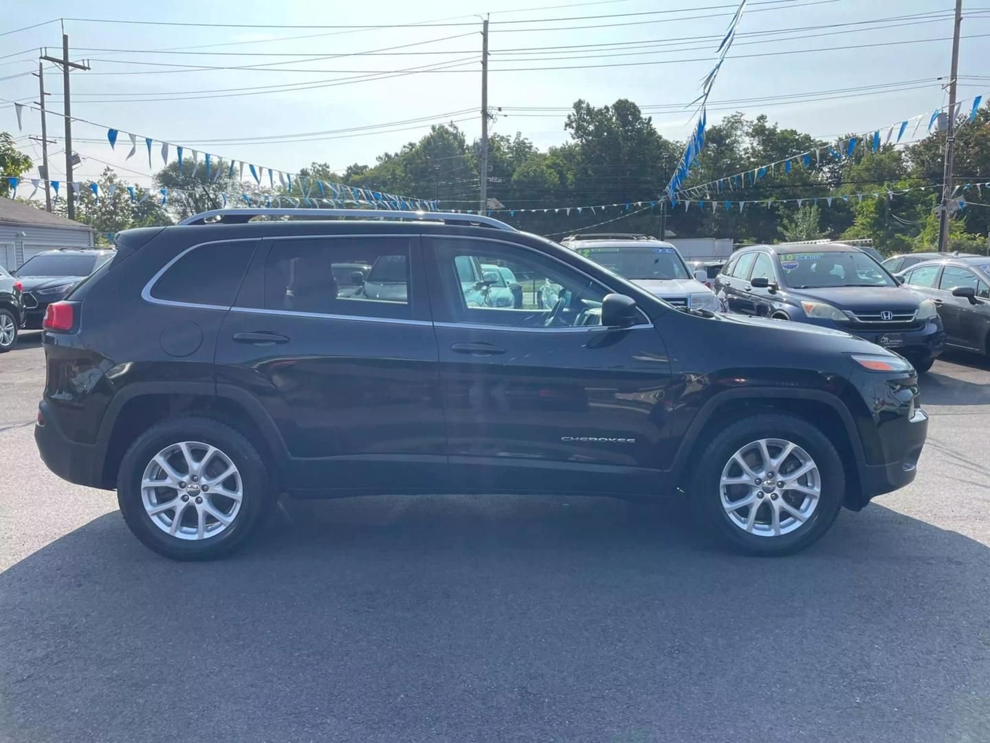 2015 Jeep Cherokee Latitude photo 23