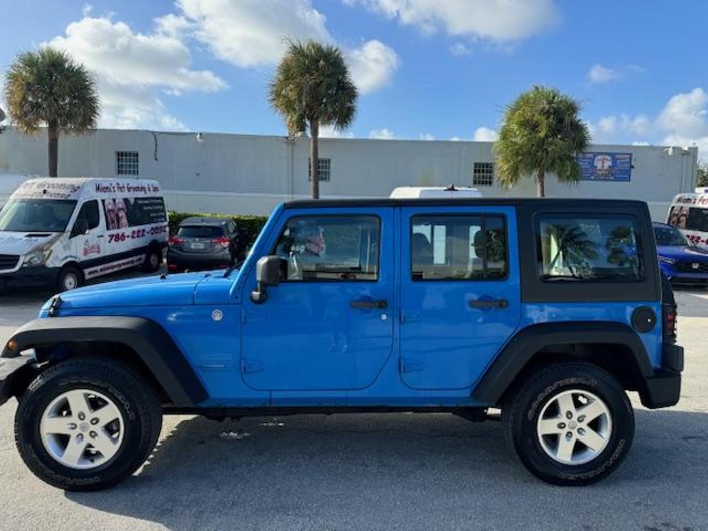 2011 Jeep Wrangler Unlimited Sport photo 9