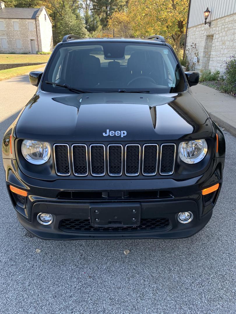 2021 Jeep Renegade Latitude photo 2