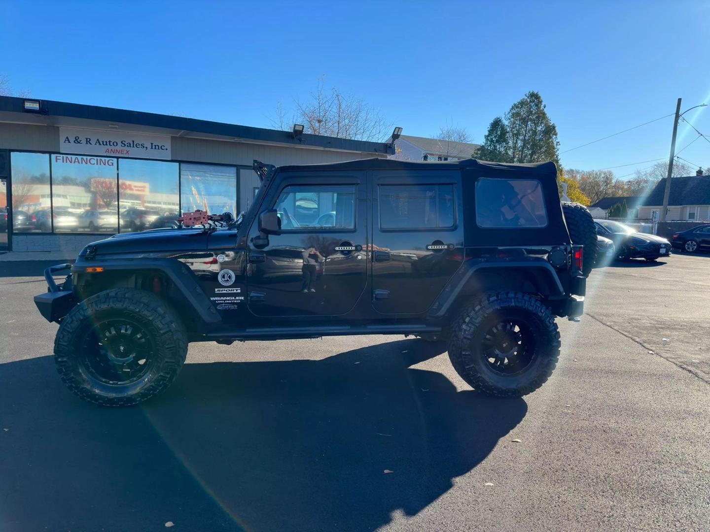 2016 Jeep Wrangler Unlimited Sport S photo 3