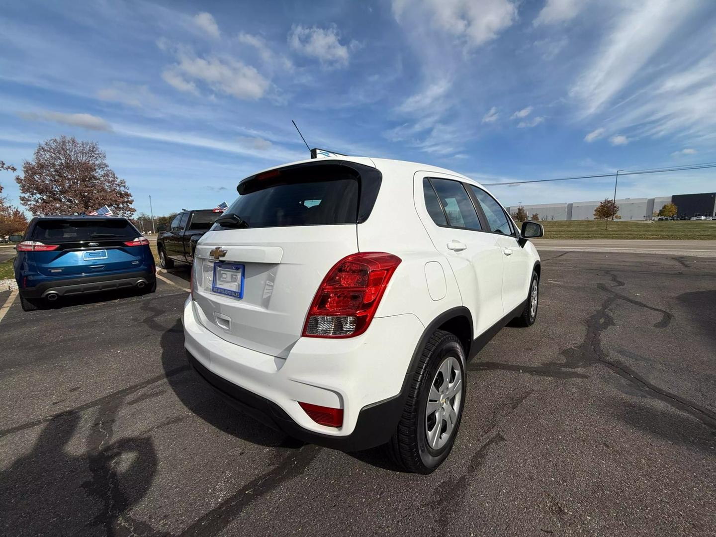 2017 Chevrolet Trax LS photo 5