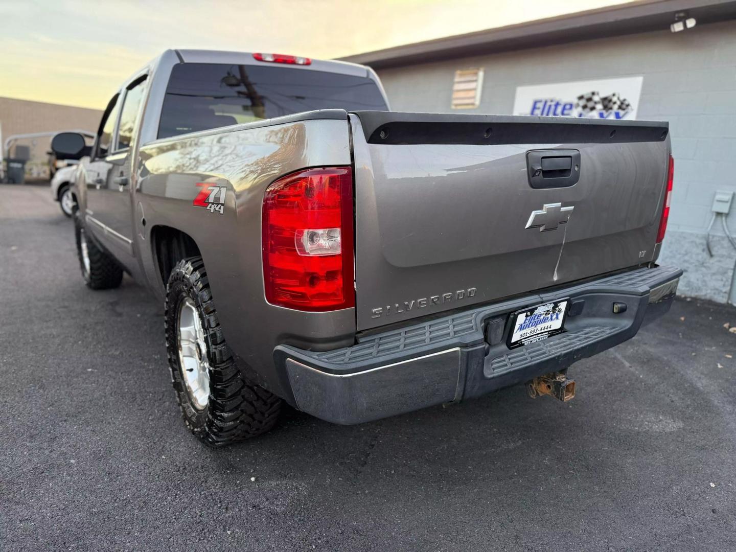 2013 Chevrolet Silverado 1500 LT photo 2