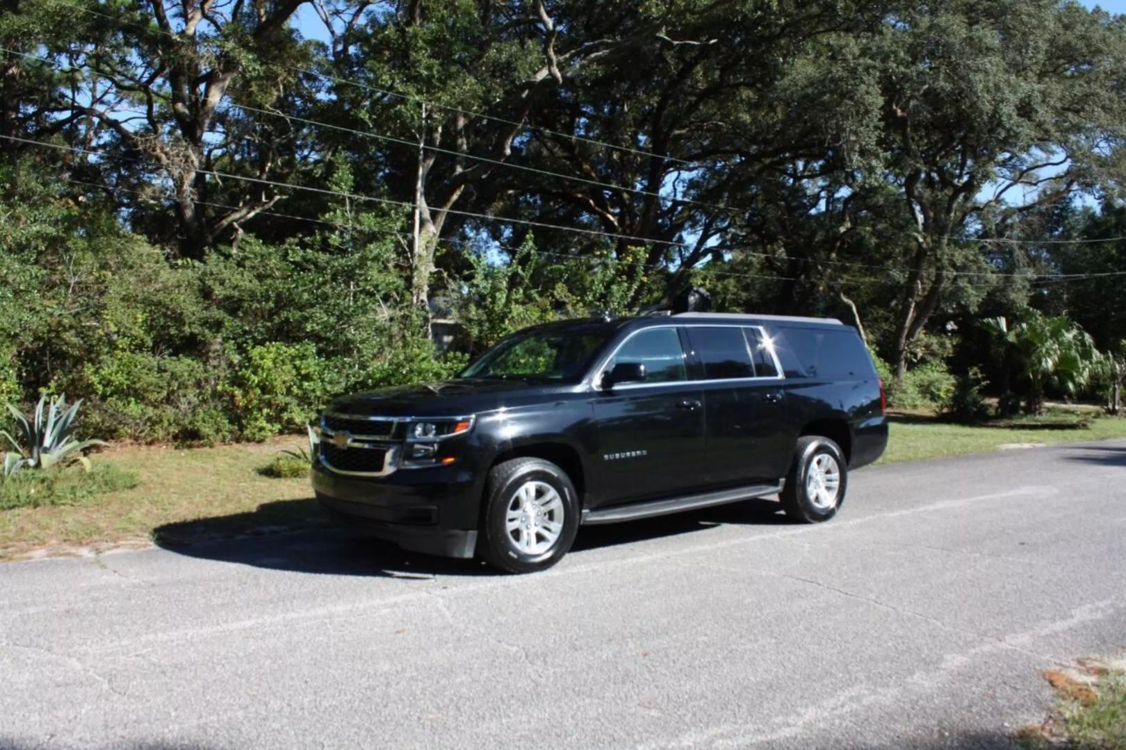 2018 Chevrolet Suburban LS photo 26