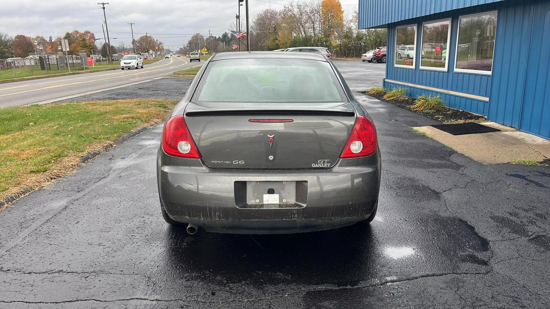 2005 Pontiac G6 GT photo 4