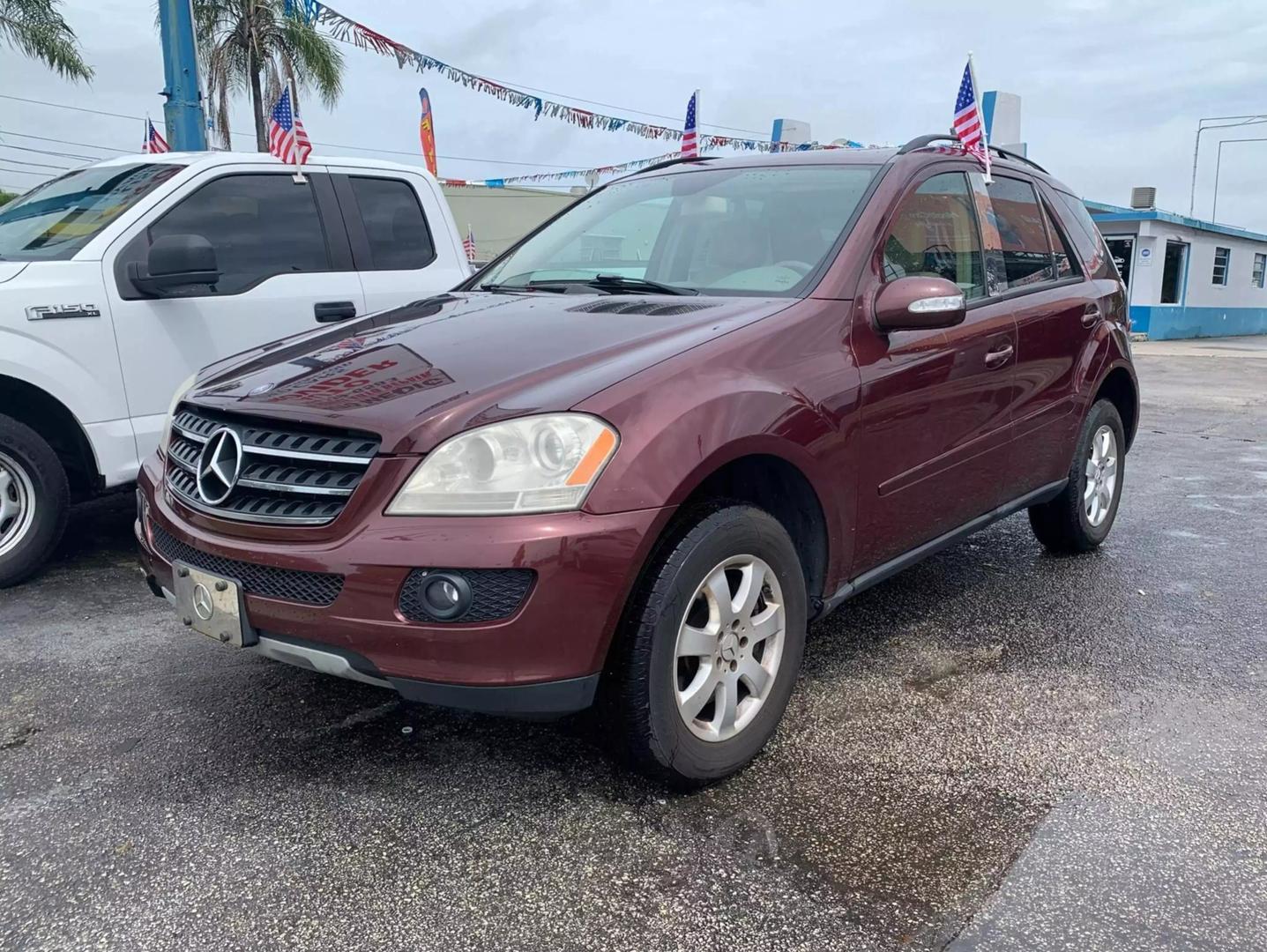 2007 Mercedes-Benz M-Class ML350 photo 11