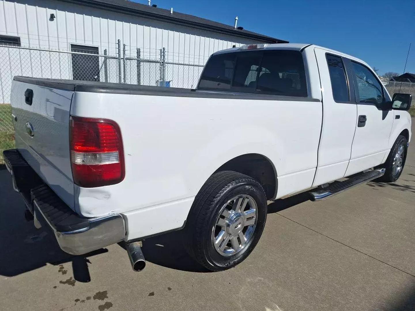 2008 Ford F-150 XL photo 4