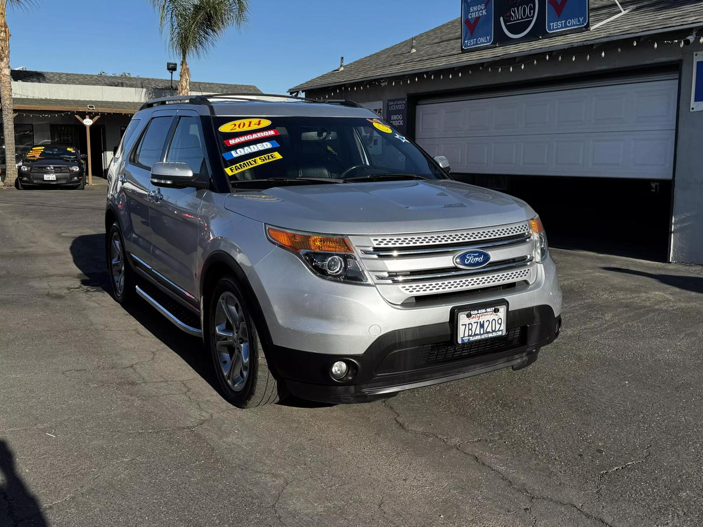 2014 Ford Explorer Limited photo 2