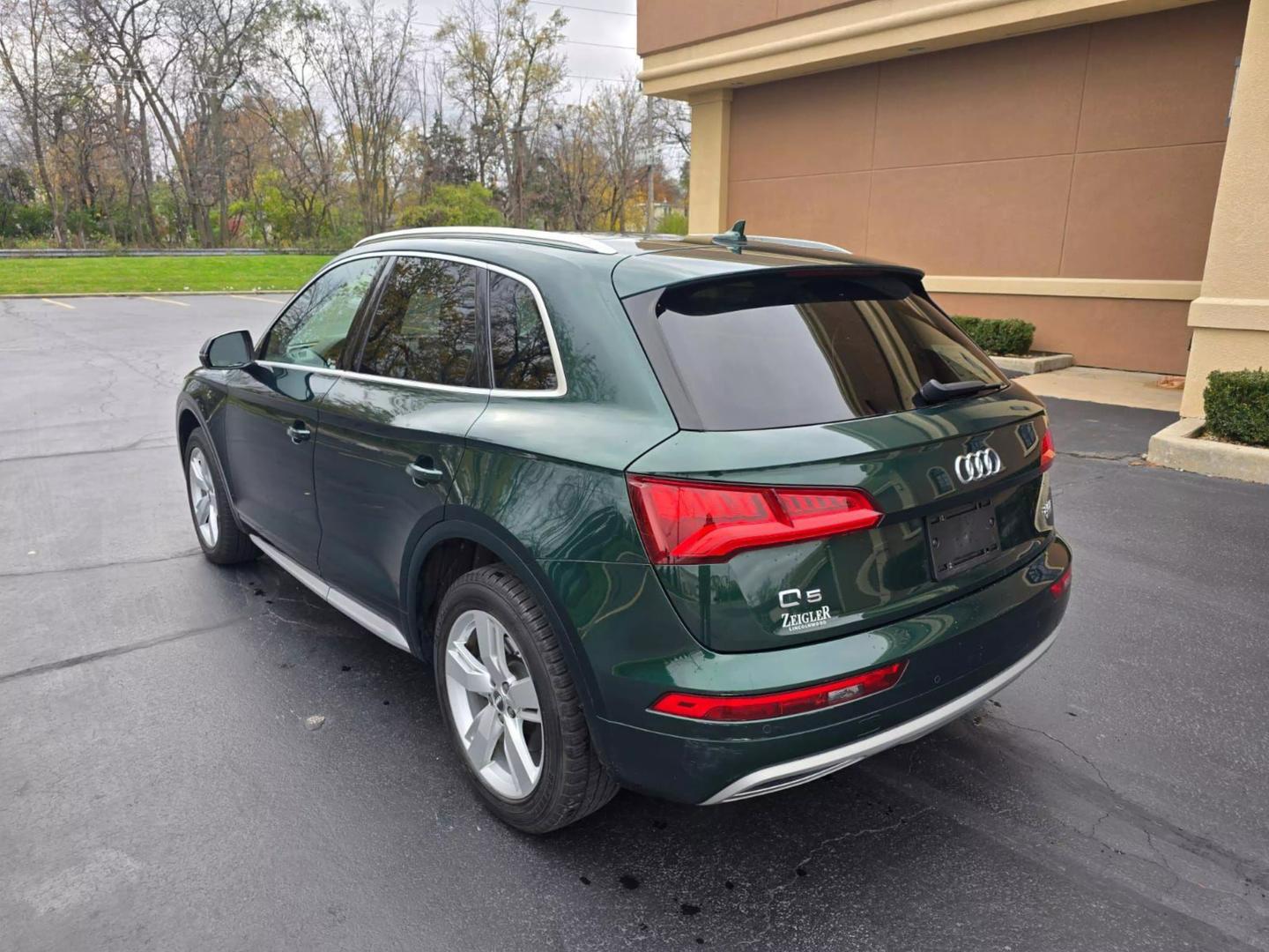 2018 Audi Q5 Premium Plus photo 24