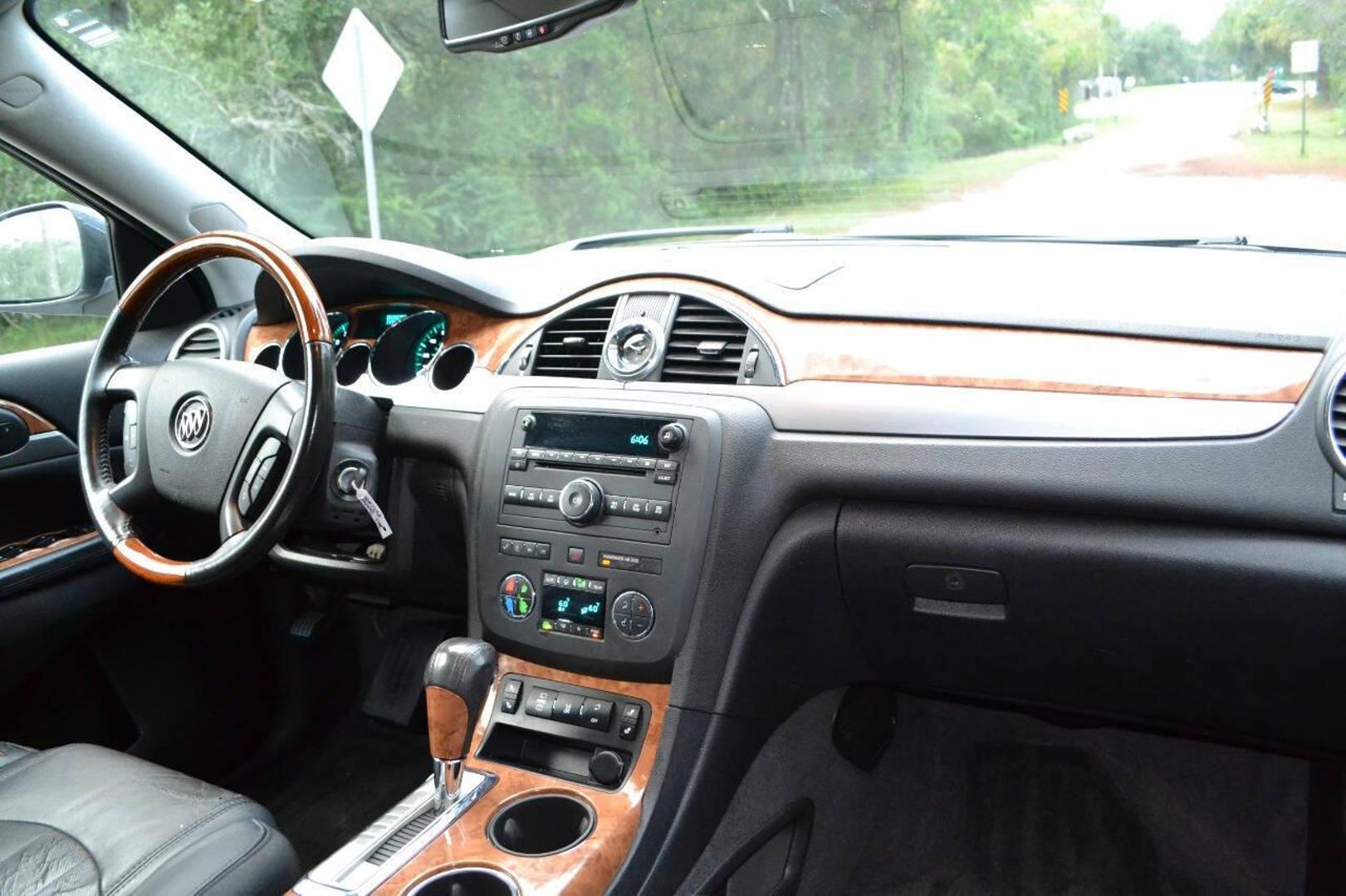 2012 Buick Enclave Leather photo 38