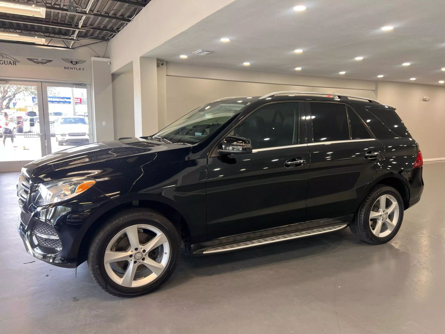 2016 Mercedes-benz Gle Gle 350 4matic Sport Utility 4d - Image 4