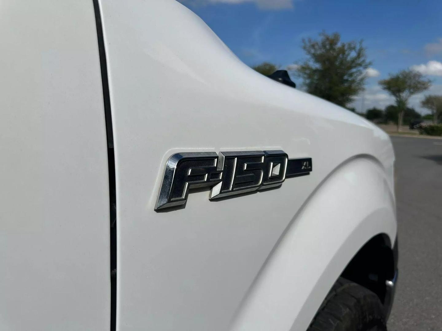 2014 Ford F-150 XL photo 8