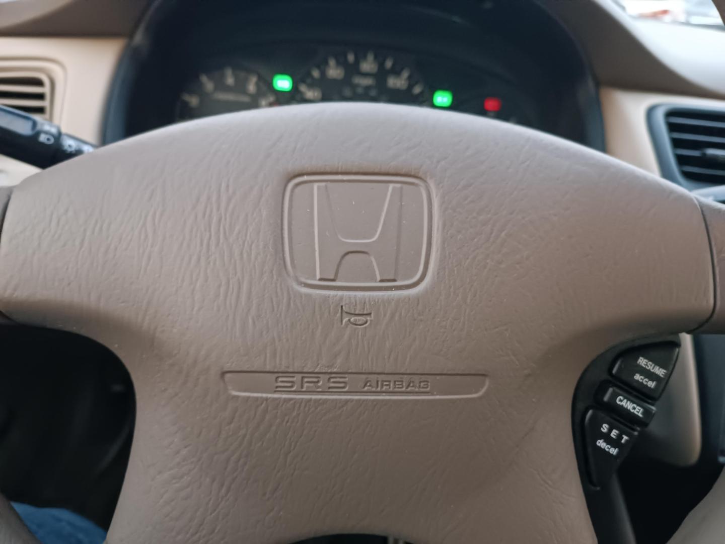 1998 Honda Accord LX photo 32