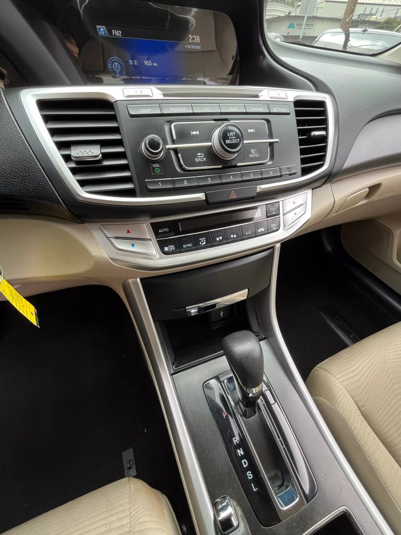 2014 Honda Accord  Vin: 1hgcr2f31ea078418 Stock Id: 078418 - Image 11
