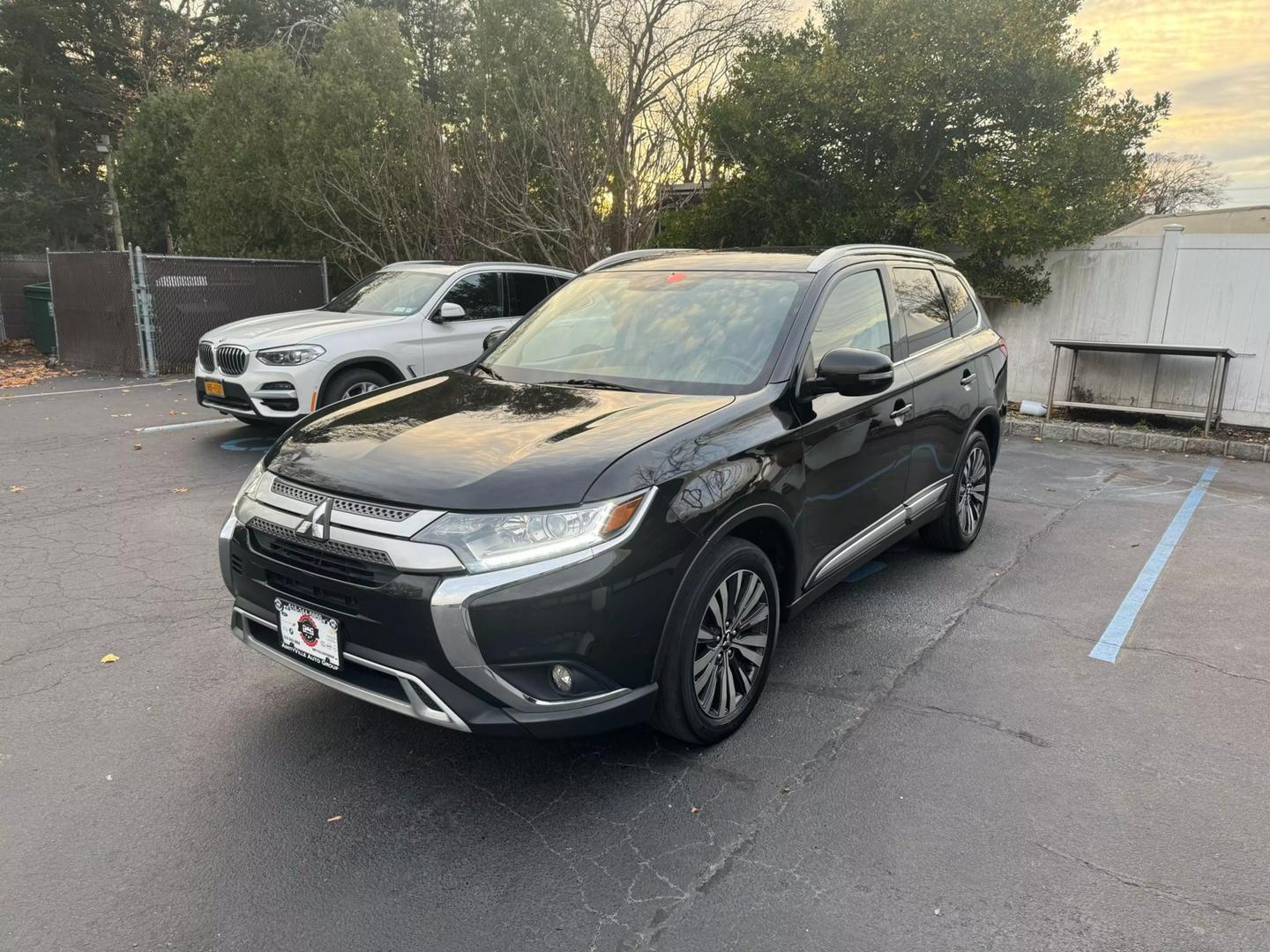 2019 Mitsubishi Outlander SEL photo 5